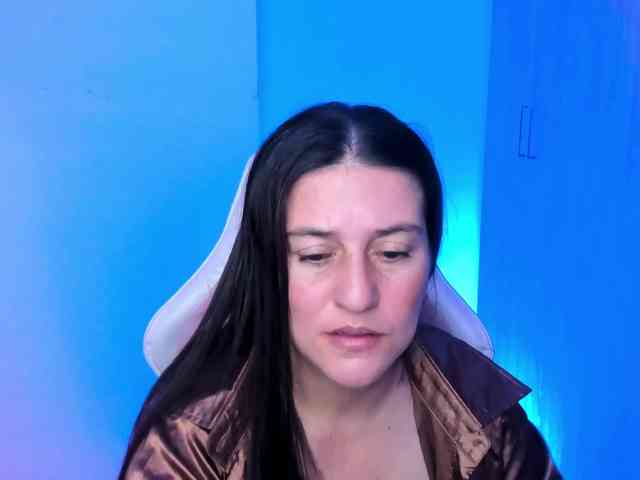 Saskyaajohnson webcam