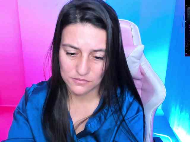 Saskyaajohnson webcam