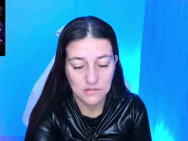 Saskyaajohnson webcam