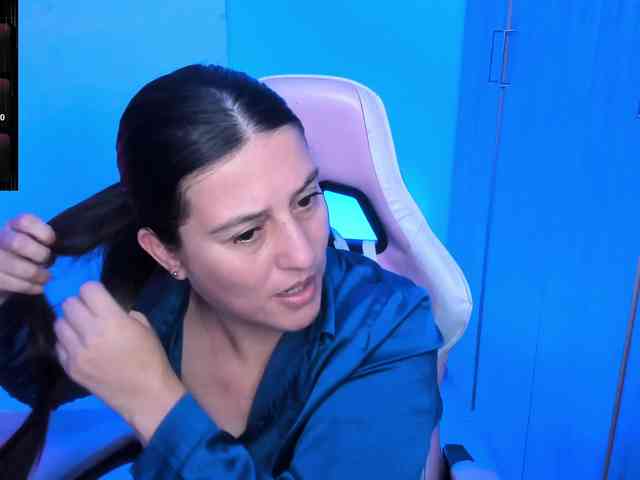 Saskyaajohnson webcam