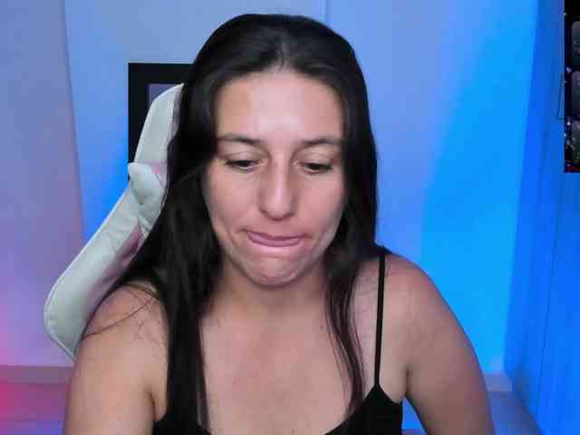 Saskyaajohnson webcam