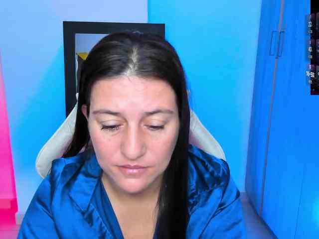 Saskyaajohnson bongacams