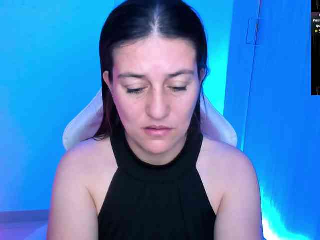 Saskyaajohnson webcam