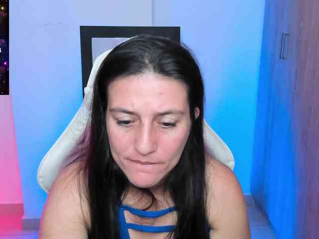 Saskyaajohnson webcam