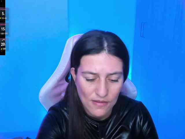 Saskyaajohnson webcam