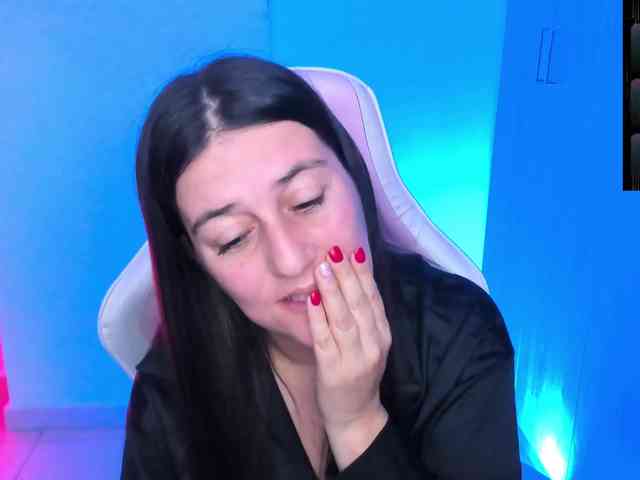 Saskyaajohnson webcam