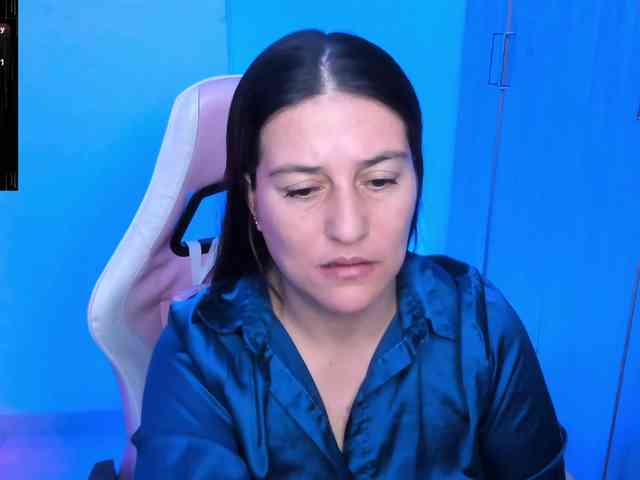 Saskyaajohnson webcam