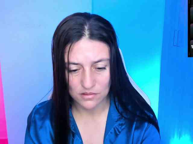 Saskyaajohnson webcam