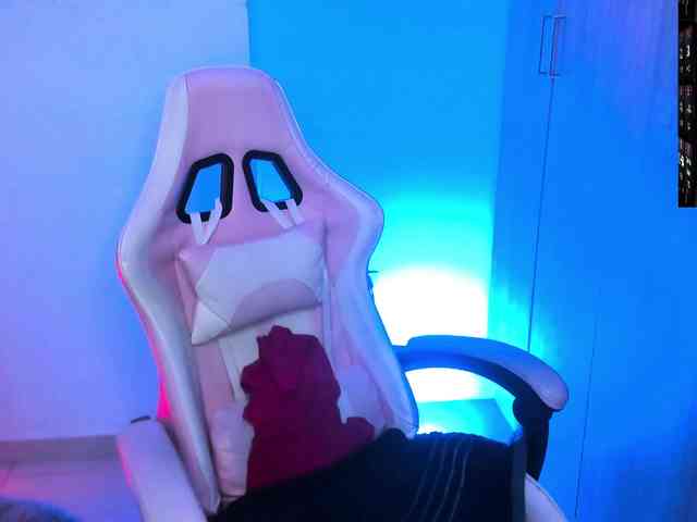 Saskyaajohnson webcam