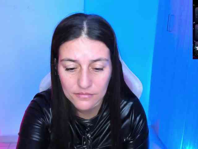 Saskyaajohnson webcam