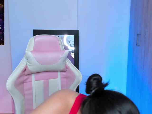 Saskyaajohnson webcam