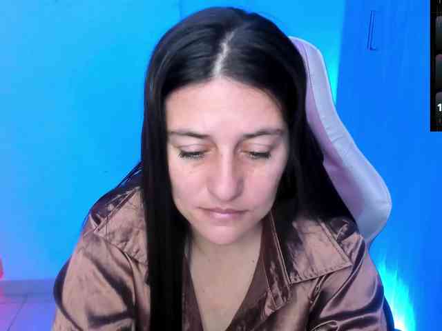 Saskyaajohnson webcam