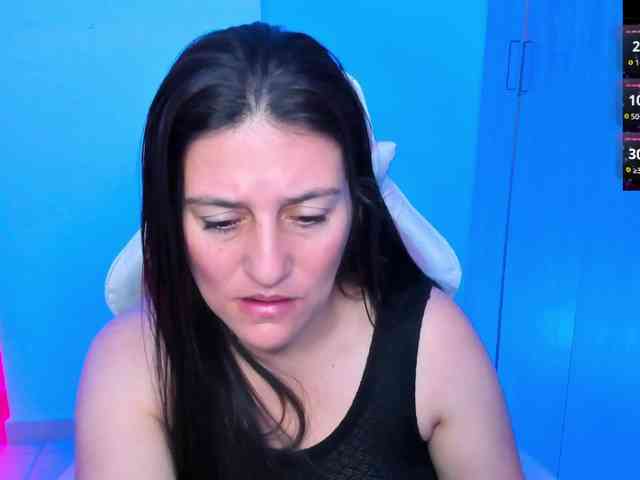 Saskyaajohnson webcam