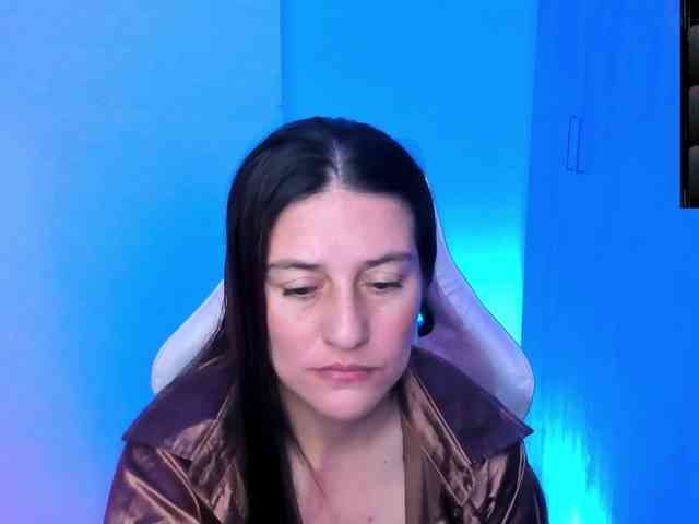 Saskyaajohnson webcam