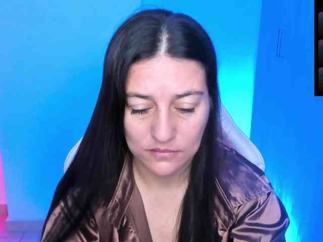 Saskyaajohnson webcam