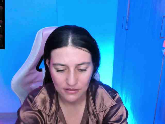 Saskyaajohnson webcam