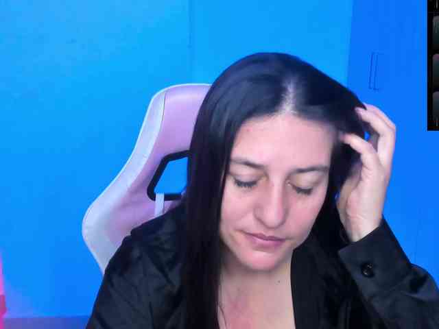 Saskyaajohnson webcam