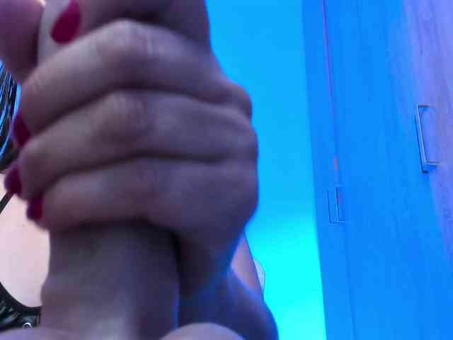 Saskyaajohnson webcam