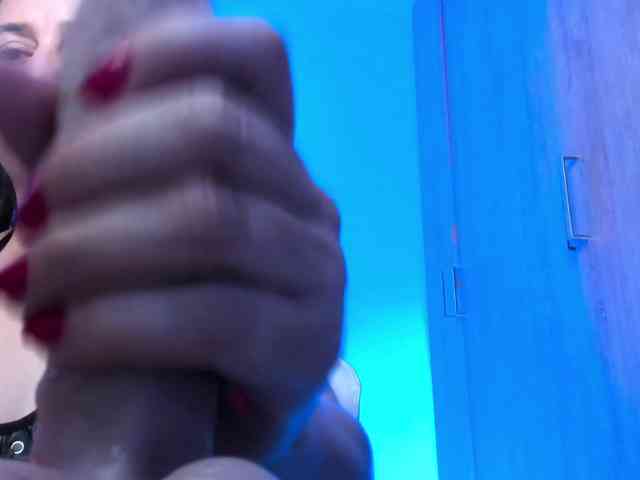 Saskyaajohnson webcam