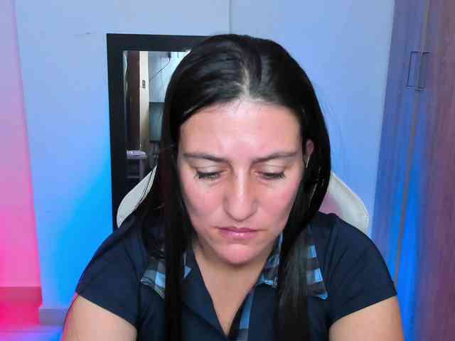 Saskyaajohnson webcam