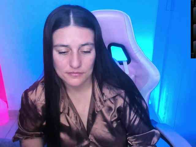 Saskyaajohnson webcam