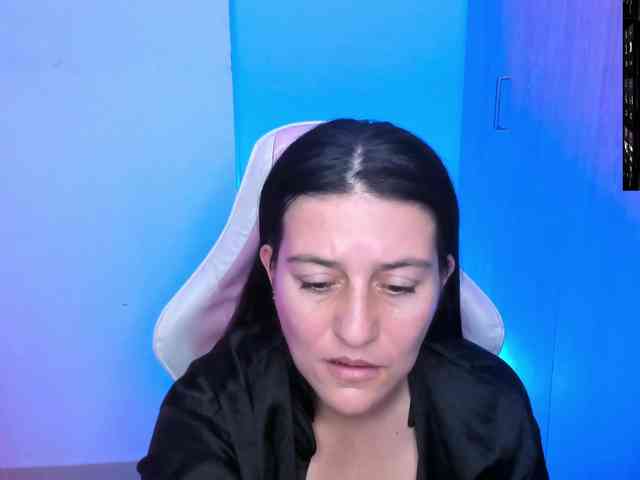 Saskyaajohnson webcam