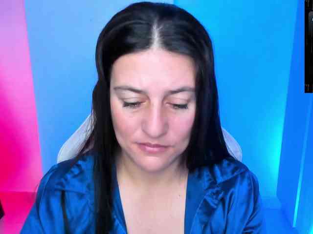 Saskyaajohnson webcam