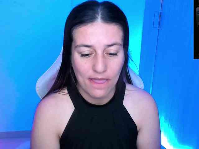 Saskyaajohnson webcam