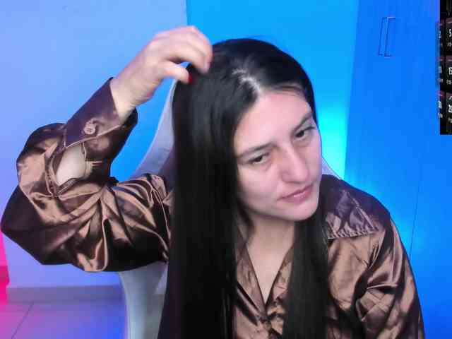 Saskyaajohnson webcam