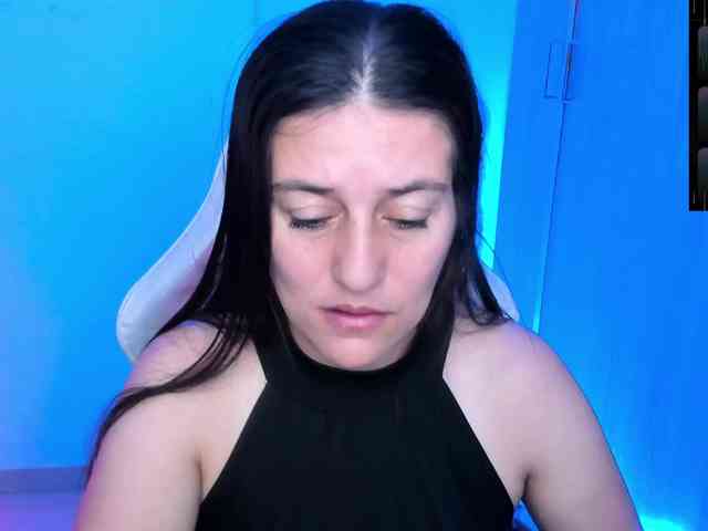 Saskyaajohnson webcam