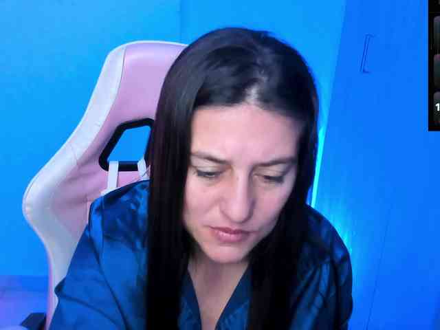 Saskyaajohnson webcam