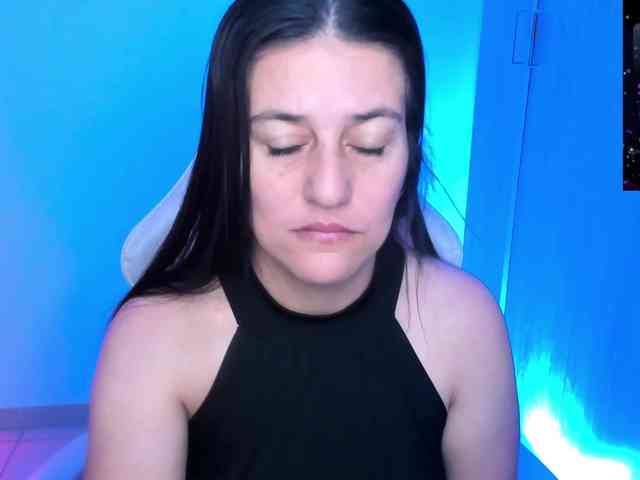 Saskyaajohnson webcam