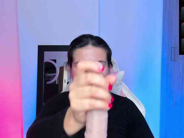 Saskyaajohnson webcam