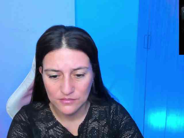 Saskyaajohnson webcam