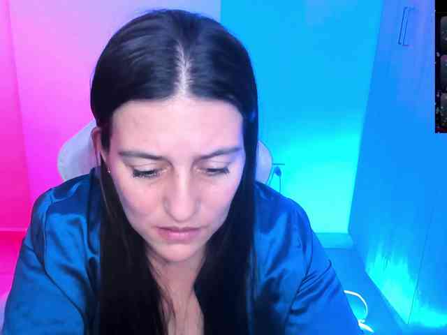 Saskyaajohnson webcam