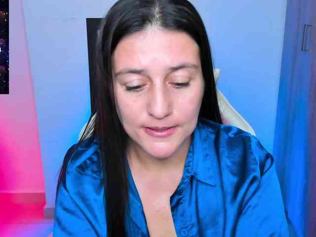 Saskyaajohnson webcam