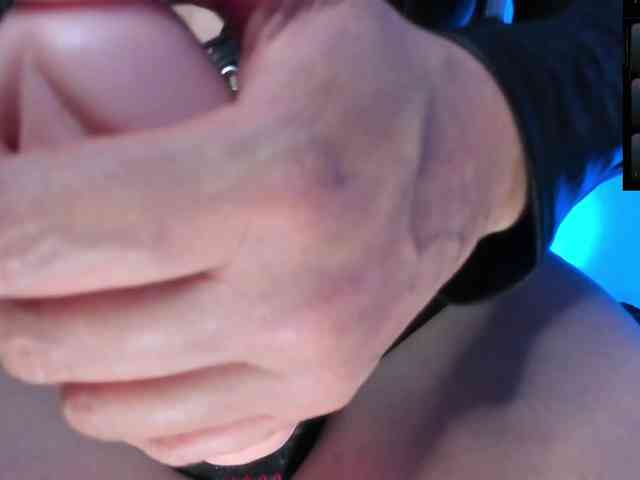 Saskyaajohnson webcam