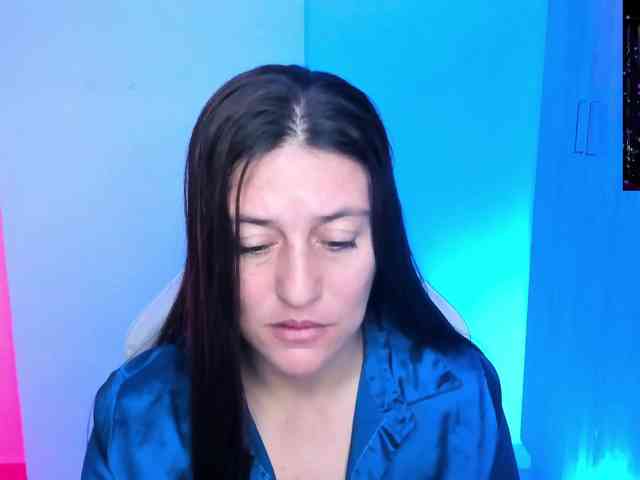 Saskyaajohnson webcam