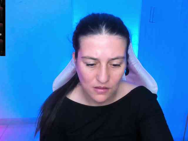 Saskyaajohnson webcam