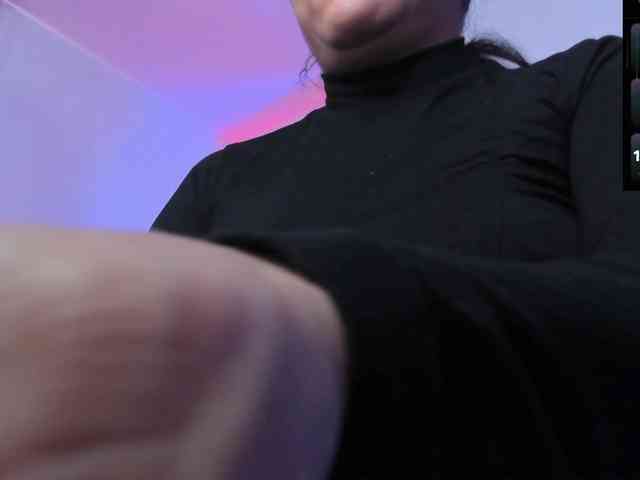 Saskyaajohnson webcam