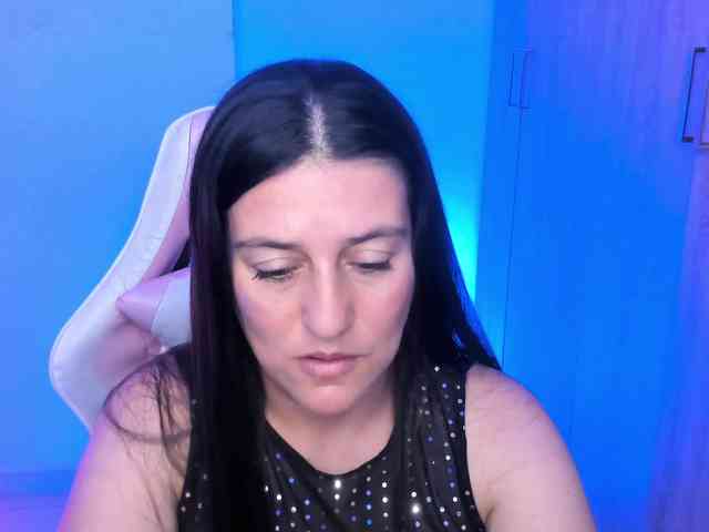 Saskyaajohnson webcam