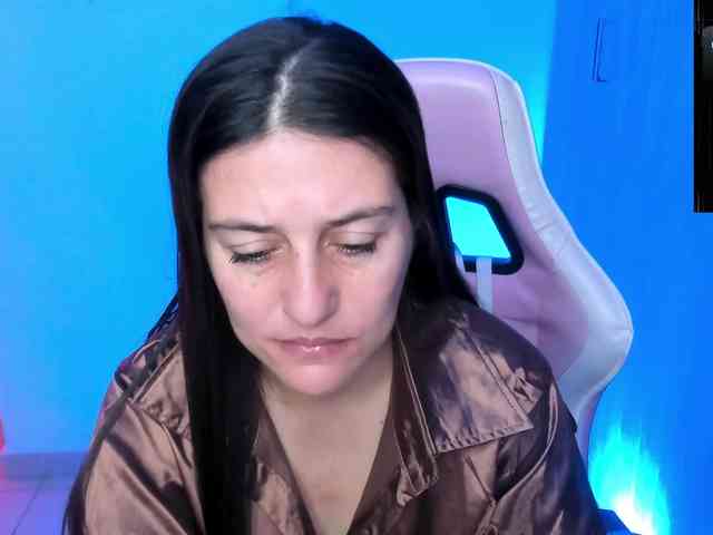 Saskyaajohnson webcam