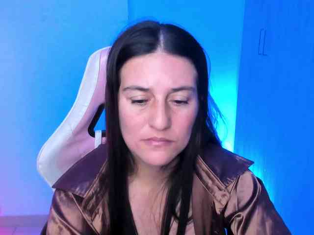 Saskyaajohnson webcam