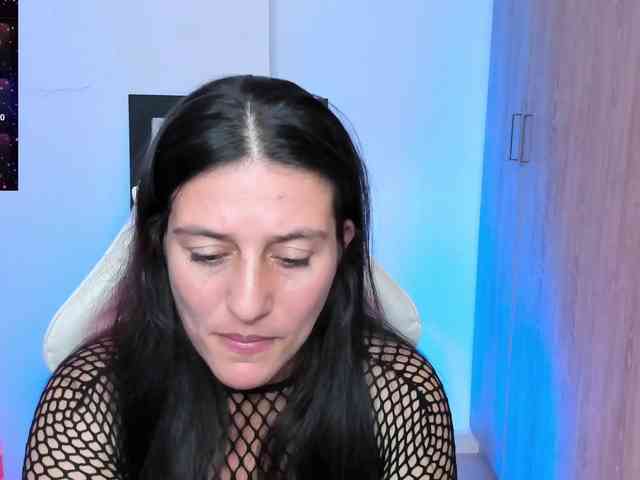 Saskyaajohnson webcam