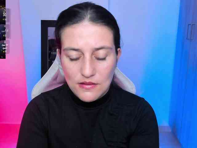 Saskyaajohnson webcam