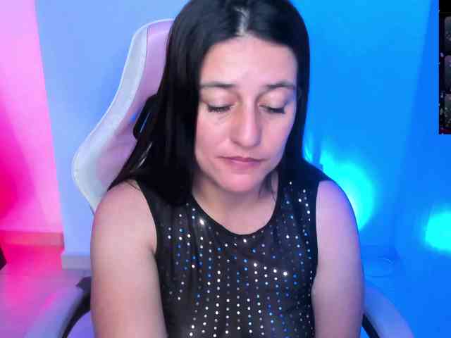 Saskyaajohnson webcam