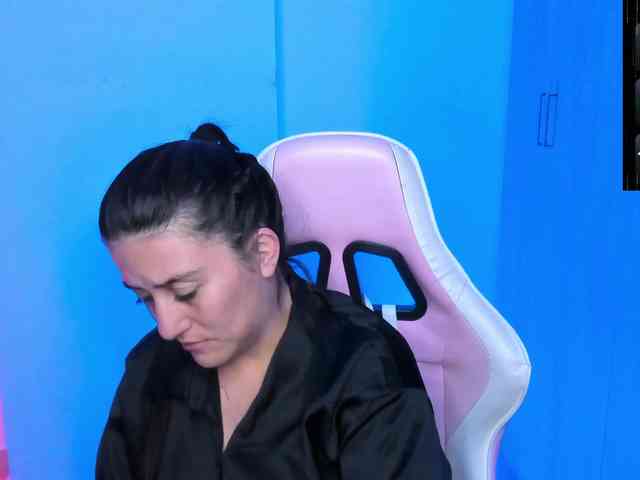 Saskyaajohnson webcam