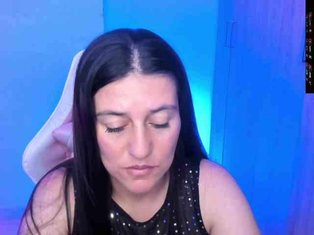 Saskyaajohnson webcam