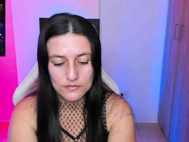 Saskyaajohnson webcam