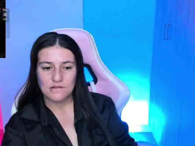 Saskyaajohnson webcam